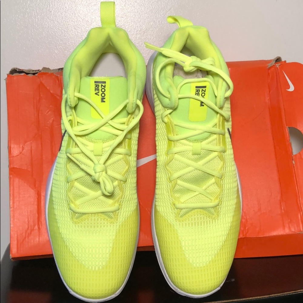 Nike Zoom Rev TB